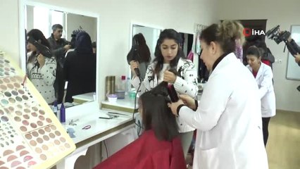 Öğrencilere Ücretsiz Saç Bakımı Yapıldı