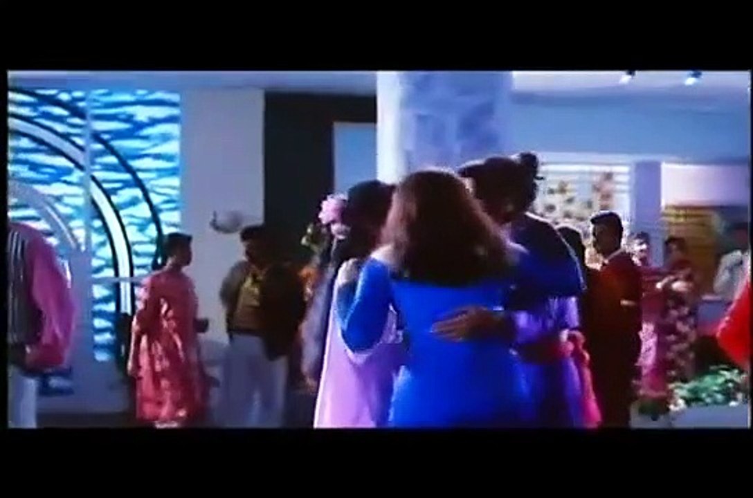 KITNA HASEEN Chehra kitna pyari akhein Dilwala movie song follow me to listen more songs