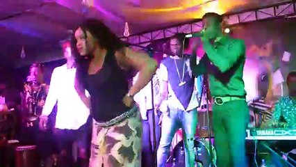 Le Leumbeul tres sexy de Kadia à la soirée de Momo Dieng à Thiès