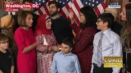 Rashida Tlaib Makes History In Congress Wearing A Traditional Palestinian Thobe While Swearing-In