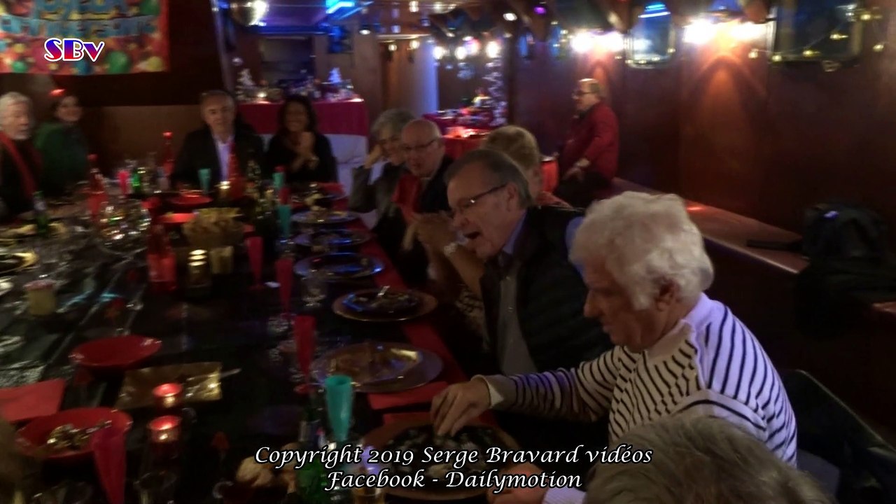 Soirée privée sur la péniche le Pourquoi Pas à l'occasion des Fêtes de fin d'année 2015