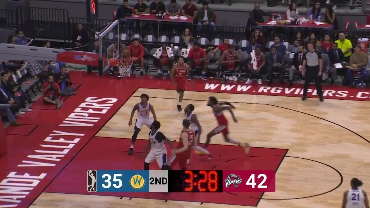 Gary Payton II with the great assist!