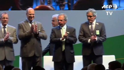 Castello Branco assume presidência da Petrobras