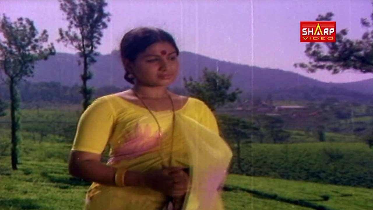 JAYABHARATHI HOT SONG IN NATHINERVATHAM TEMTATION FOR ADULT
