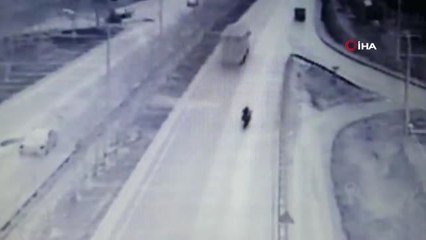 Uyuşturucu Tacirlerini Drone ile Takip Edip, Kıskıvrak Böyle Yakaladılar