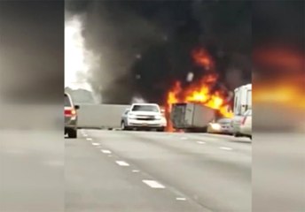 ABD'de Feci Kaza: 7 Ölü, 8 Yaralı