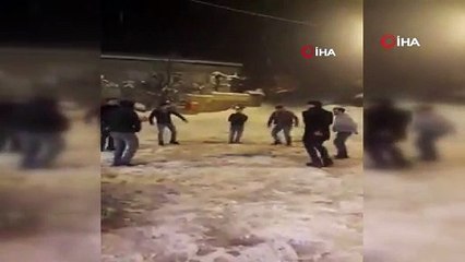Kar yağışını böyle kutladılar
