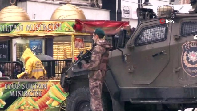 TBMM Başkanı Yıldırım, Cuma namazını Eyüp Sultan Camii'nde kıldı