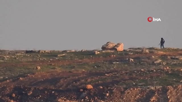 Ypg'li Teröristlerin Hendek Nöbeti - Ypg'li Teröristler Nöbet Tutarken Görüntülendi