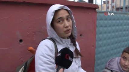 Öğrencilerin Bıçaklı Kavgası Kanlı Bitti