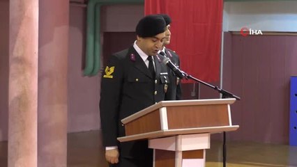 Askerlerin Yemin Töreninde Duygusal Anlar Yaşandı