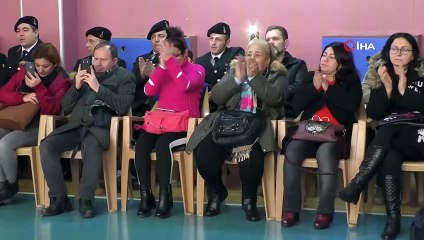 Askerlerin Yemin Töreninde Duygusal Anlar Yaşandı