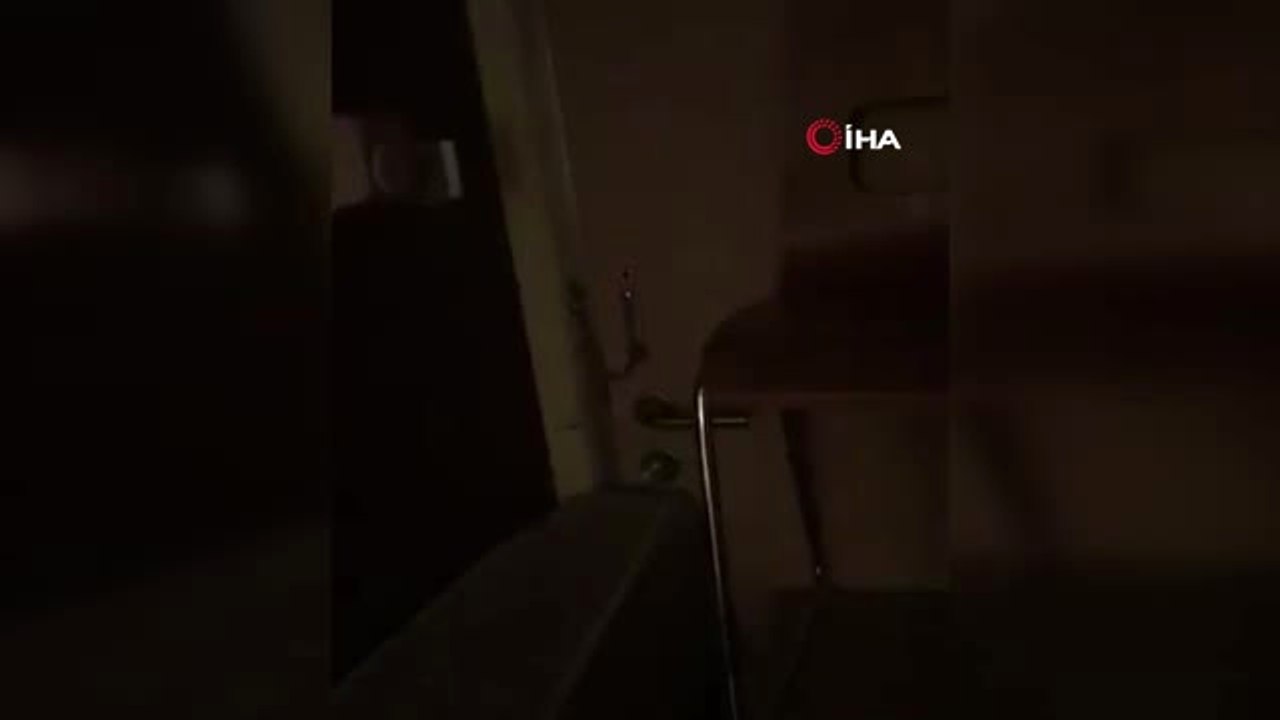 Tayland Polisinden Suudi Genç Kadına İyi Haber- Tayland Polisi Suudilerin Zorla Alıkoyduğu Genç...