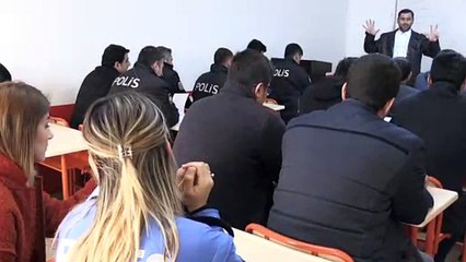 Kilis'te polisler Arapça öğreniyor