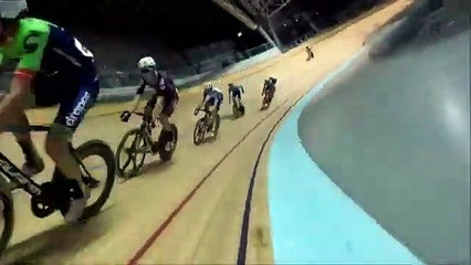 GoPro dans une course de vélo sur piste ! Impressionnante vitesse !