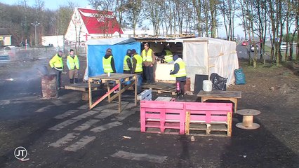 Gilets Jaunes: montrer qu'ils sont toujours mobilisés - 04/01/2019