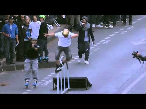 FISE 2012 Roller Slopestyle Pro Final-1st : Romain GODENAIRE