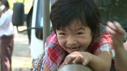 شاهد: الأطفال يحتفلون بعيد استقلال ميانمار باللعب