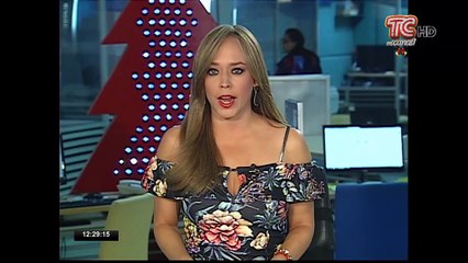 Delincuentes atacan con cuchillo a chofer de bus