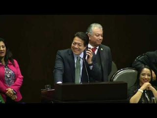 Mario Delgado pone canción de Paquita la del Barrio en el Congreso | Qué Importa