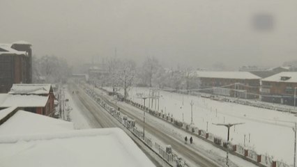 Jammu and Kashmir: Srinagar receives fresh snowfall