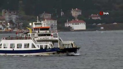 Gökçeada’da feribot  seferlerine fırtına engeli
