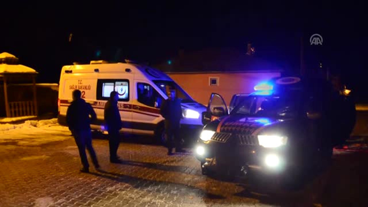 Kalp Hastası Yaşlı Adama Ulaşmak İçin 3 Saat Yürüdüler