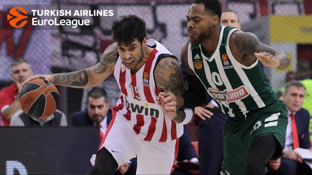 Olympiacos block party in the Greek Derby