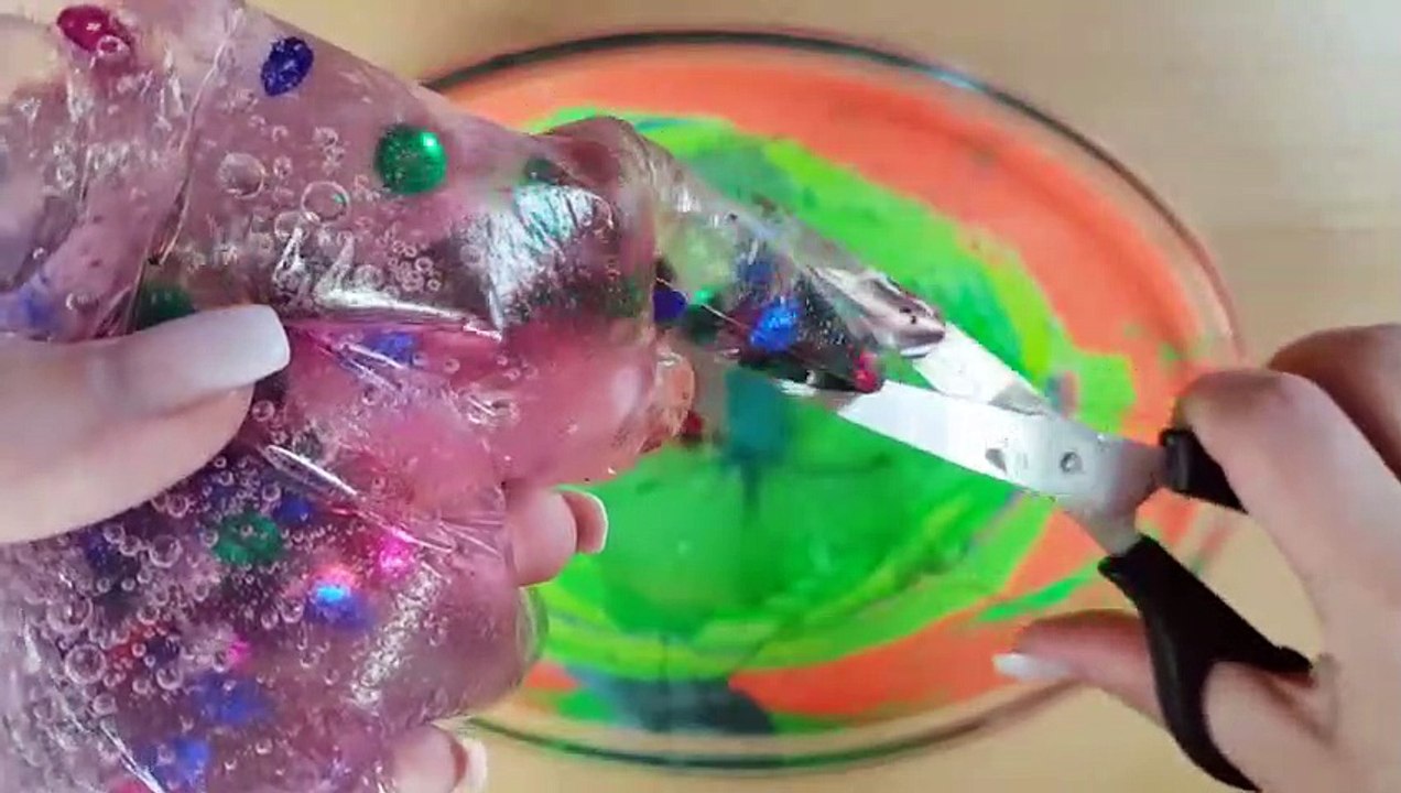 Making Slime with Pipipg Bags and Gloves