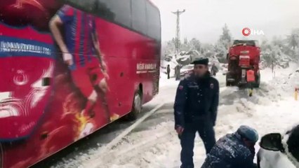 Antalya Konya Karayolunda Yoğun Kar Yağışı