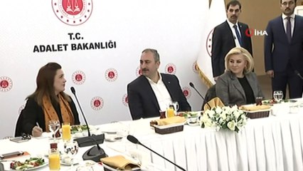 Bakan Gül: "ABD Heyeti FETÖ Konusunun Türkiye İçin Öneminin Farkında"