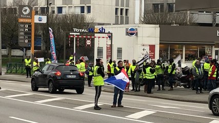 Les stations Total bloquées par des Gilets jaunes