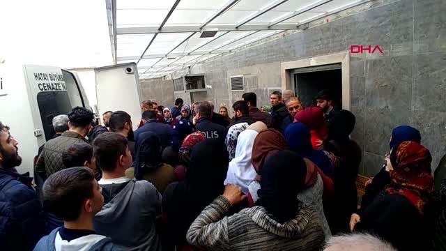 Hatay Babasının Dövdüğü Mertcan, Yaşam Savaşını Kaybetti-Morg Önü