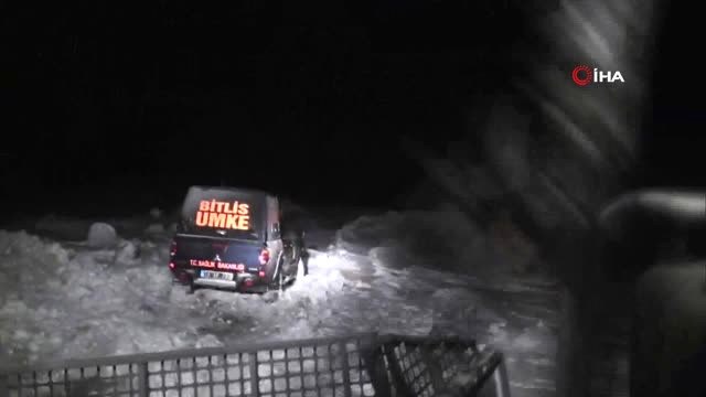 Bitlis'te Hasta Kurtarma Operasyonu...ekipler 6 Saatlik Çalışmanın Ardından Hasta Vatandaşı...