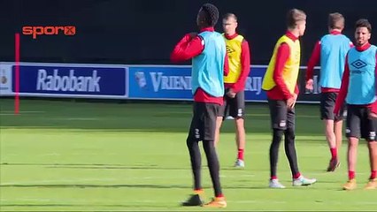 Cocu'dan Isimat-Mirin için penaltı önlemi, tenis topu