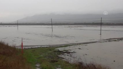 Adana'da Sağanak Taşkına Neden Oldu
