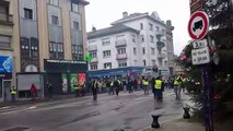 Affrontements entre manifestants et forces de l'ordre place des 4 Nations