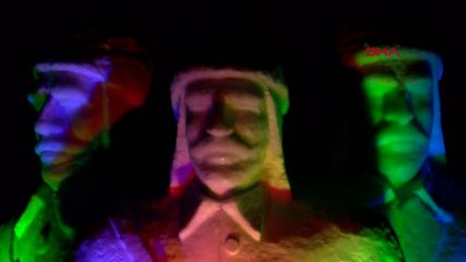 Kars Şehit Mehmetçikler'in Kardan Heykellerine Yoğun İlgi