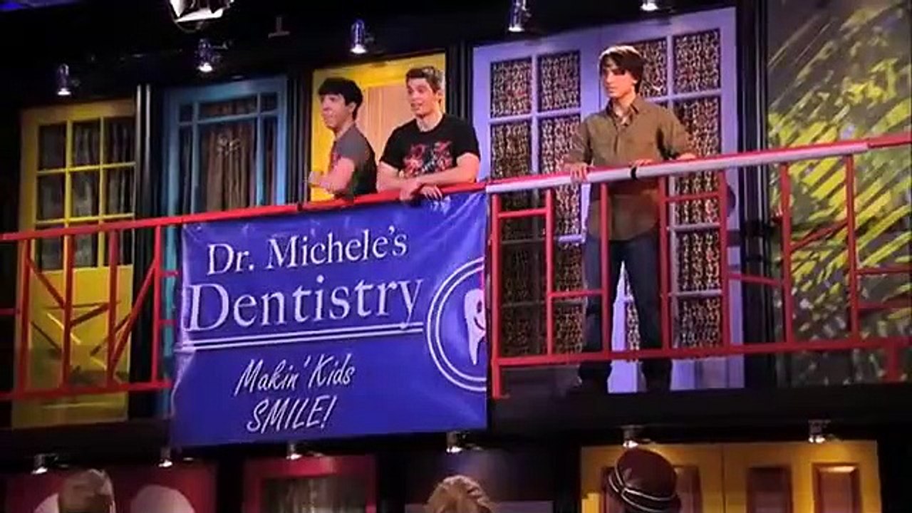 So Random S01 E19