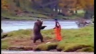 Comercial Salmon oso boxeador