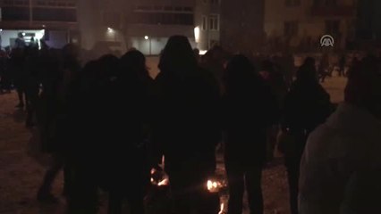 Üniversitelilerin "Kar Topu Savaşı"