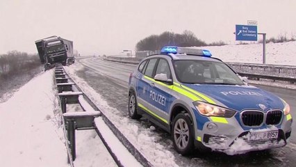 Alemanha e Áustria atoladas em neve