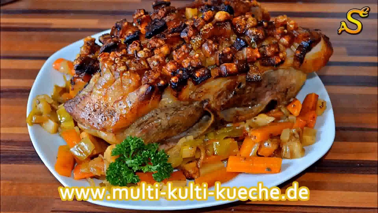 Krustenbraten aus dem backofen - wie macht man einen knusprigen krustenbraten - schweinebraten