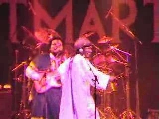 NIOMINKABI -tolerance- elysée montmartre.