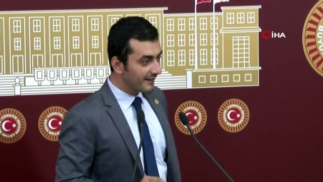 Savcı, Erdem’in “örgüte üye olmamakla birlikte örgüte yardım etmek' ve 'gizliliğin ihlali' suçlarından 8,5 yıldan 19 yıla kadar hapsini istedi.
