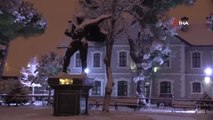 Uşak'ta Bazı Köy Yolları Kar Nedeniyle Ulaşıma Kapandı