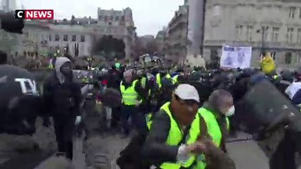 «Gilets jaunes» : des violences à Paris