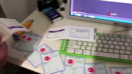 Evini matbaaya çeviren sahteci, jandarma ekiplerince yakalandı
