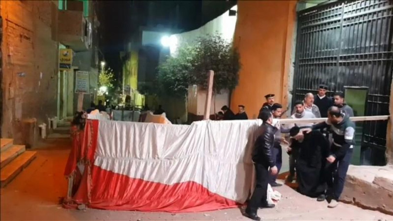 Взрыв у церкви в Каире: при разминировании бомб...