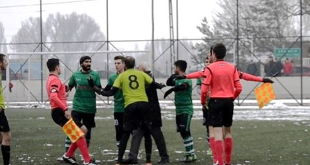 Amatör Küme Maçında Hakeme Tokat Atan Oyuncu 11 Maç Ceza Aldı